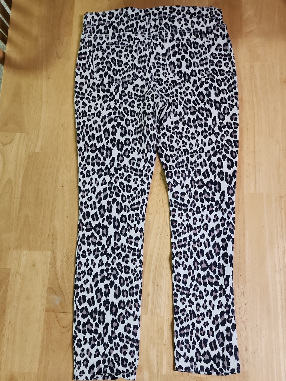 The Children's Place Girls Distressed Leopard Print Skinny Pants Size 16 NWOT - Picture 2 of 6